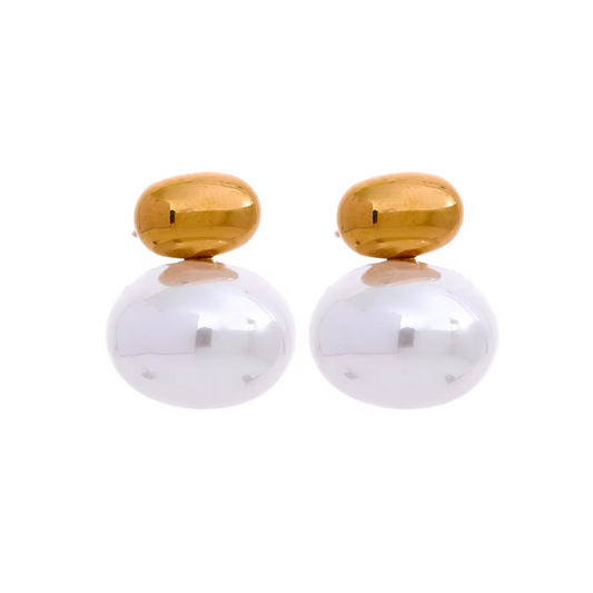 Elegant stainless steel stud earrings featuring smooth, scratch-resistant imitation pearls for a timeless and versatile look.